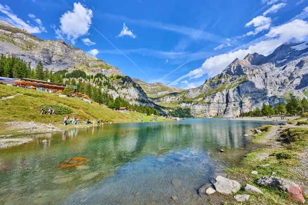 2309-Lake-Oeschinensee_02