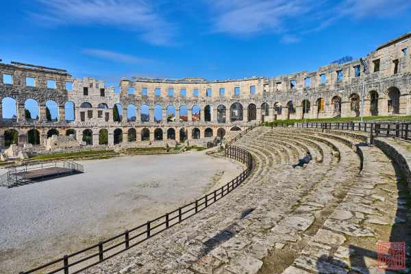 2402-Pula_16