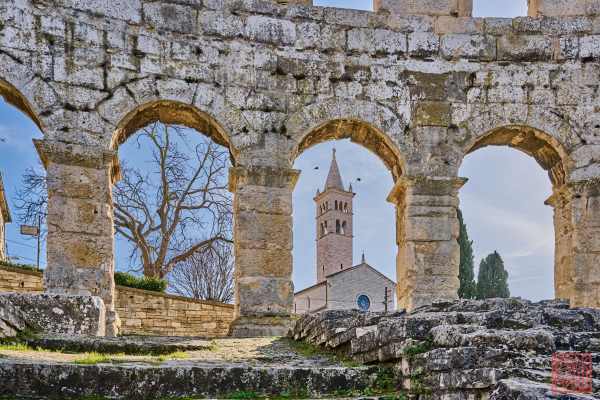 2402-Pula_19